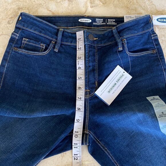 NWT Old Navy Rockstar Super Skinny High Rise Jeans - Picture 12 of 13